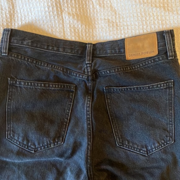 Aritzia Denim Forum Farrah Jeans (28W/28L) - Picture 4 of 7
